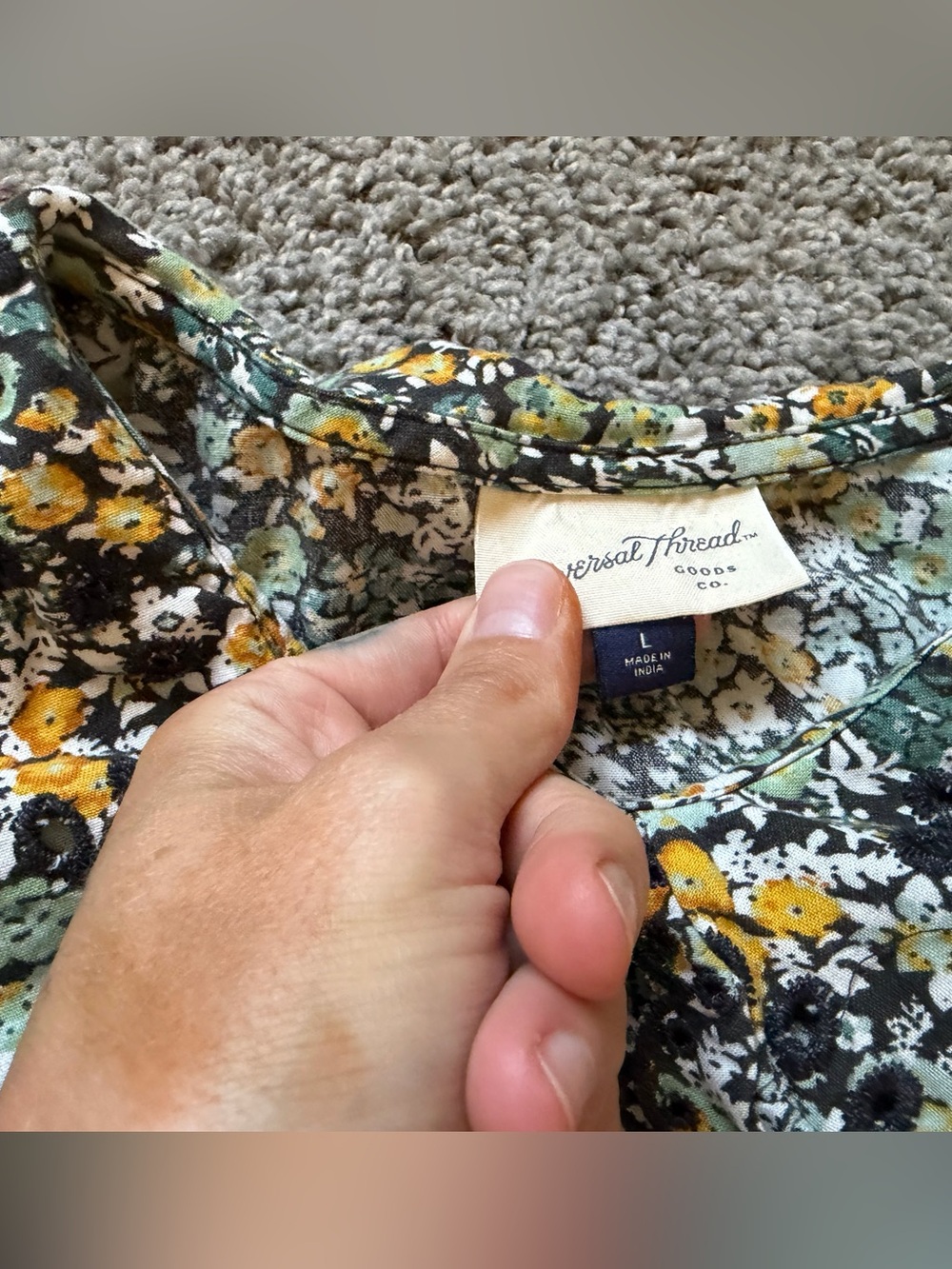 Universal Thread Collared Blouse - Picture 3 of 3